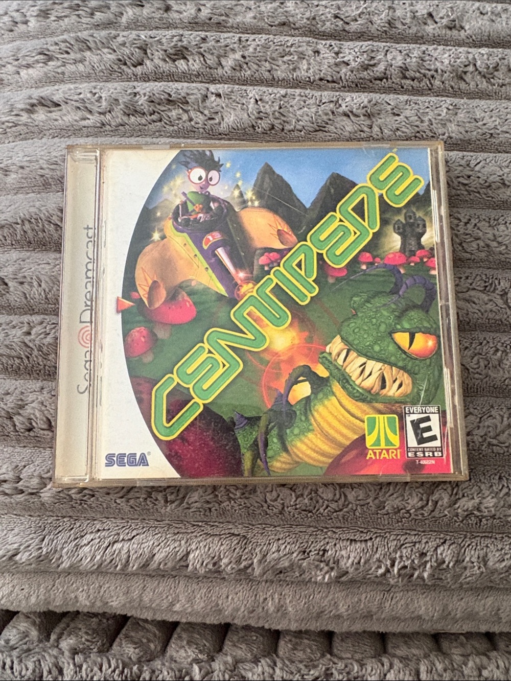 Vintage Atari Centipede Sega Dreamcast Video Game - Green Cover
